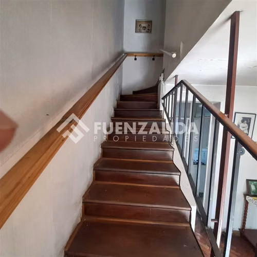 Casa en venta de 5 dorm. en Ñuñoa