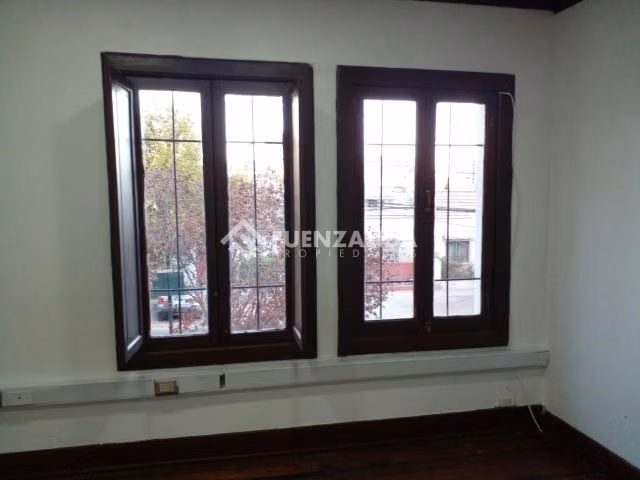 Casa en venta de 4 dorm. en Ñuñoa