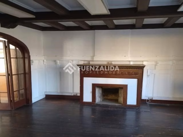 Casa en venta de 4 dorm. en Ñuñoa