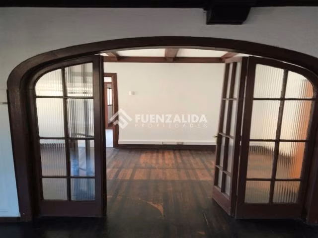 Casa en venta de 4 dorm. en Ñuñoa