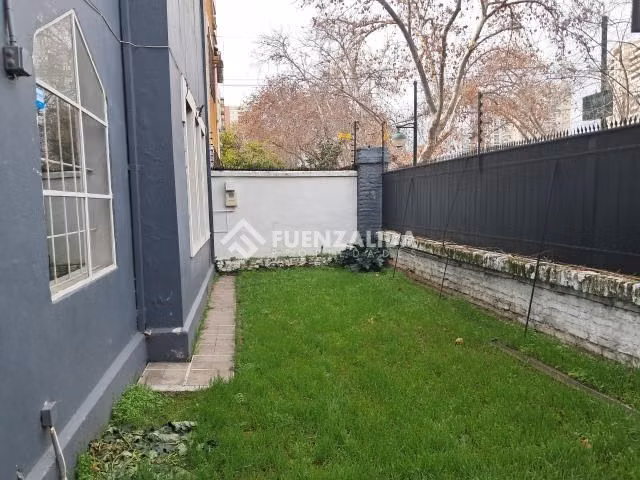 Casa en venta de 4 dorm. en Ñuñoa