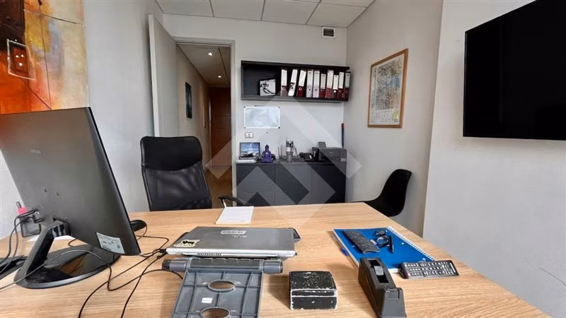 Oficina en arriendo en Vitacura