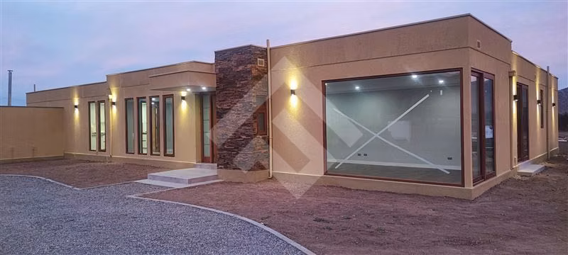 Casa en venta de 4 dorm. en Padre Hurtado
