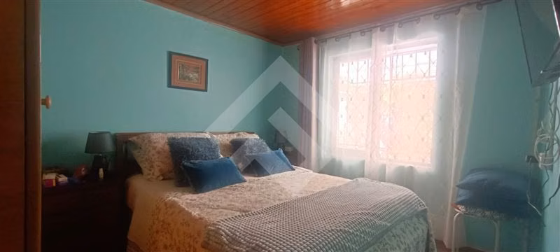 Casa en venta de 3 dorm con local comercial en Padre Hurtado
