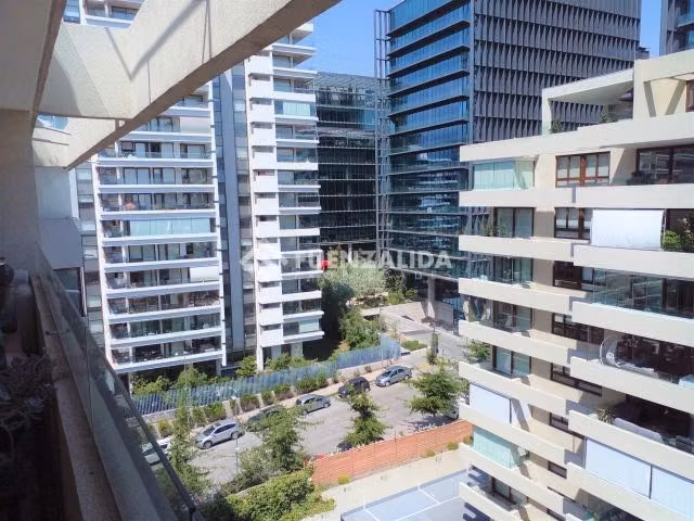Departamento en venta de 2 dorm. en Vitacura