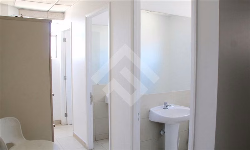 Excelente Oficina amoblada en arriendo en Huechuraba