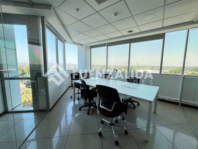 Excelente Oficina amoblada en arriendo en Huechuraba