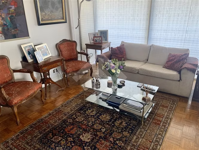 Departamento en venta de 3 dorm. en Las Condes