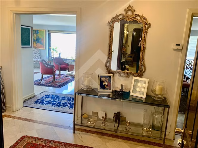 Departamento en venta de 3 dorm. en Las Condes
