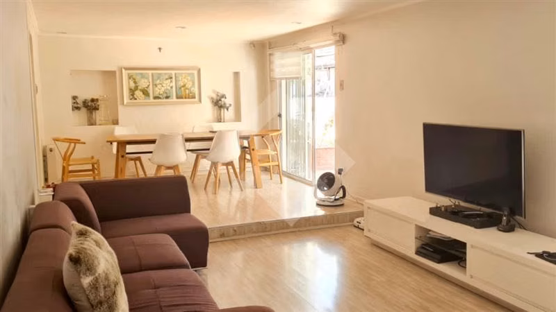 Casa en venta de 4 dorm. en Las Condes