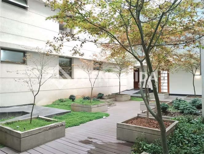 Departamento en venta de 2 dorm. en Las Condes