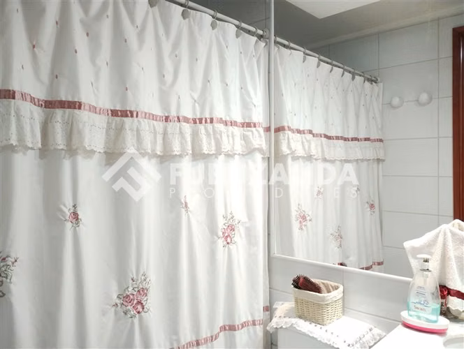 Departamento en venta de 2 dorm. en Las Condes