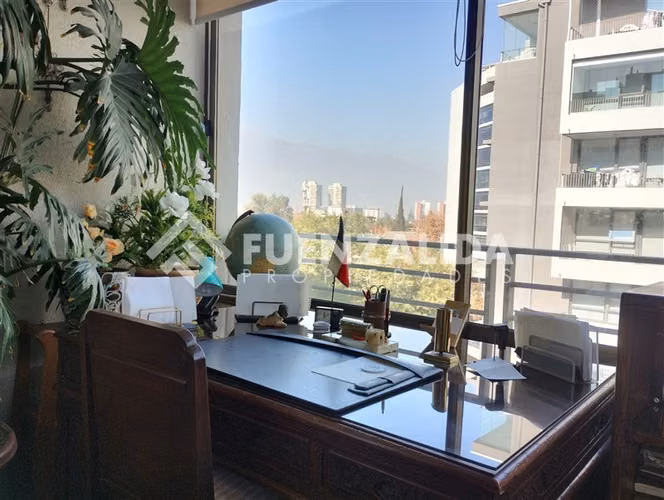 Departamento en venta de 2 dorm. en Las Condes