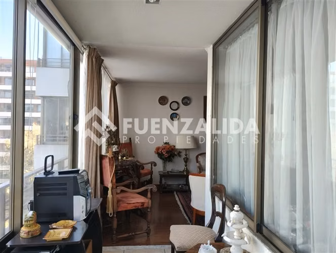 Departamento en venta de 2 dorm. en Las Condes