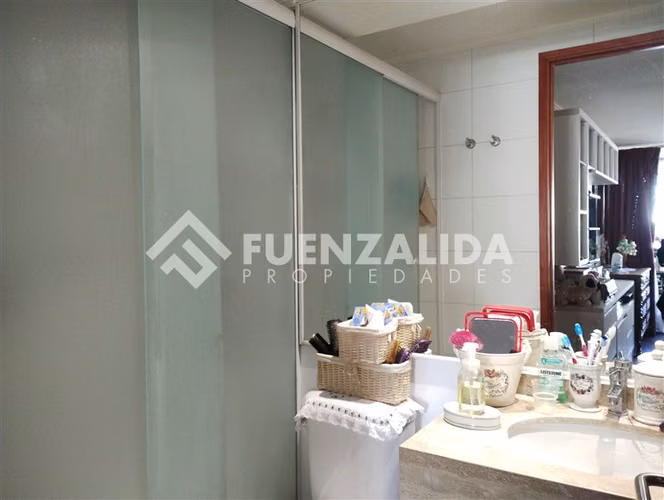 Departamento en venta de 2 dorm. en Las Condes
