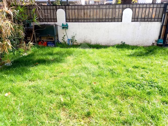 Casa en venta de 7 dorm. en Providencia - Imagen 3