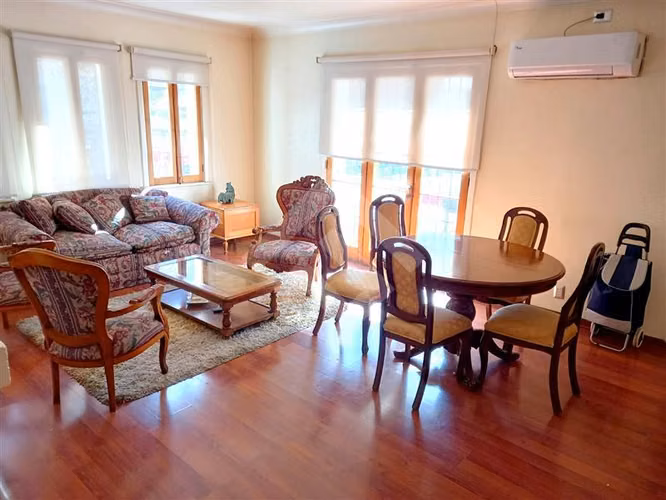 Casa en venta de 7 dorm. en Providencia - Imagen 4