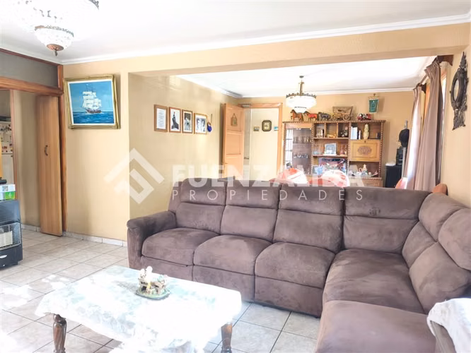 Casa en venta de 6 dorm. en Ñuñoa - Imagen 2