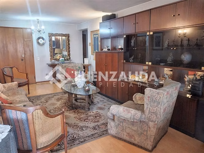Venta, Dpto. 3D - 2B + Servicios, Providencia