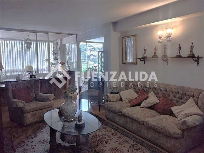 Venta, Dpto. 3D - 2B + Servicios, Providencia