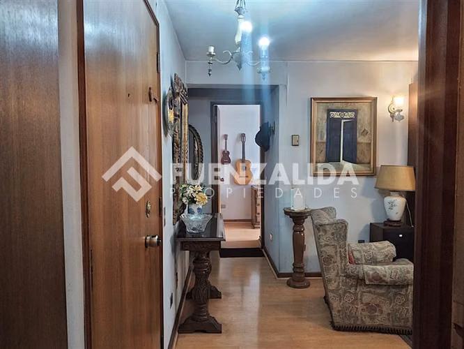 Venta, Dpto. 3D - 2B + Servicios, Providencia