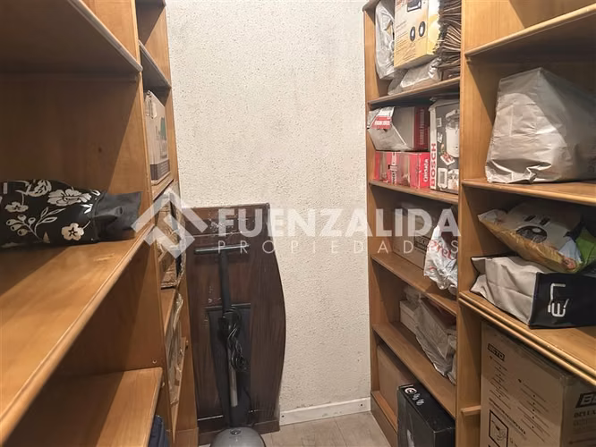 Departamento en venta de 3 dorm. y 3 baños en Las Condes