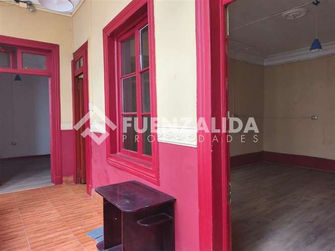 EXCELENTE ESTADO LOCAL en arriendo en Santiago - Imagen 7