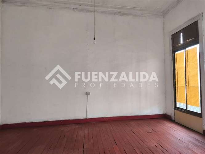 EXCELENTE ESTADO LOCAL en arriendo en Santiago - Imagen 27