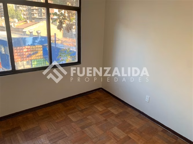 Venta, Departamento- 2 D - 1B, Santiago, metro Santa Lucía