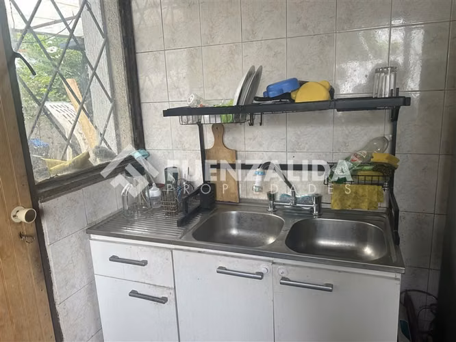 Casa en venta de 4 dormitorios y 2 baños en La Reina - Imagen 9