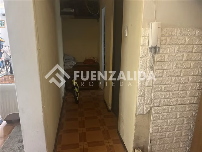 Casa en venta de 4 dormitorios y 2 baños en La Reina - Imagen 11