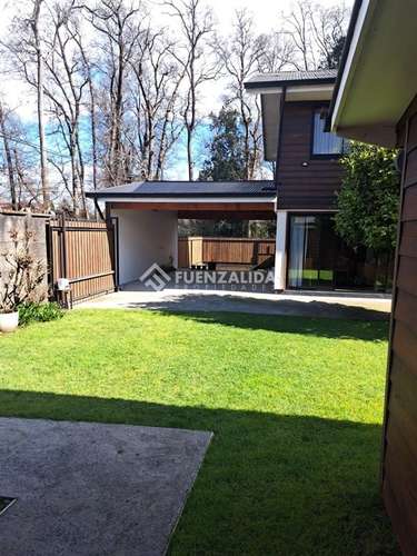 Casa en venta de 3 dorm. en Valdivia