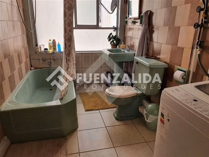 Venta, Edificio en Providencia, 3 pisos, 6 Dptos.