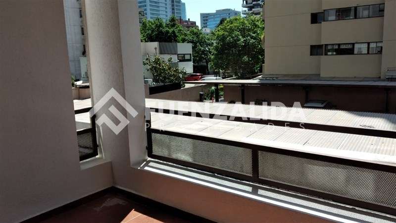 Departamento en venta de 3d 2b en El Golf - Imagen 2