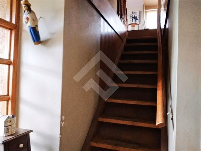 Sitio en venta en La Reina