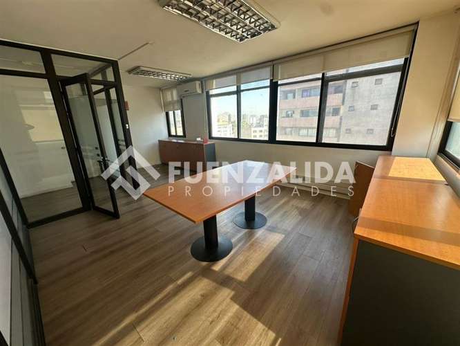 Oficina en arriendo en Santiago - Imagen 4