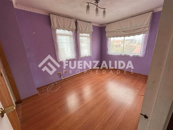 Casa en venta de 4 dorm. en Coquimbo