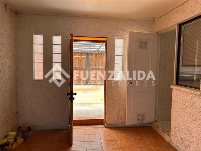 Casa en venta de 4 dorm. en Coquimbo