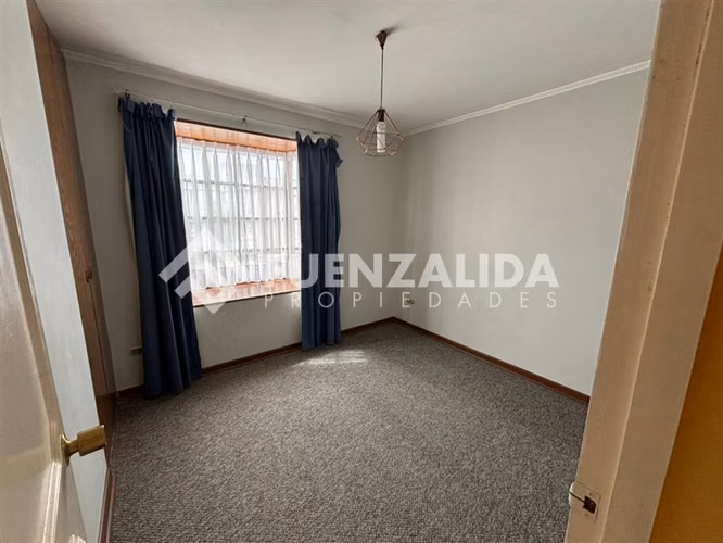 Casa en venta de 4 dorm. en Coquimbo