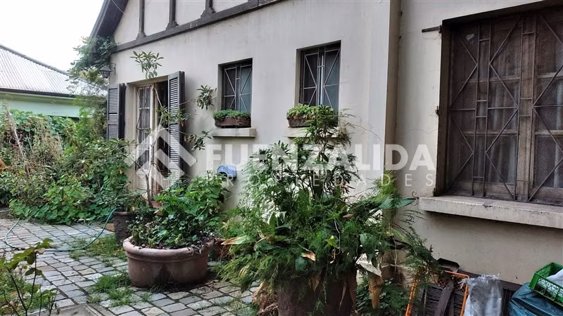 BARRIO TRANQUILO Casa en venta de 3 dorm. en La Reina