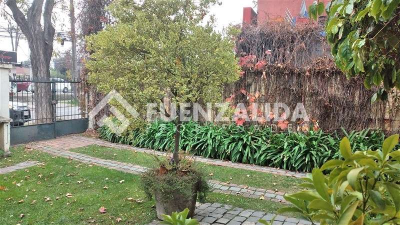 BARRIO TRANQUILO Casa en venta de 3 dorm. en La Reina - Imagen 3