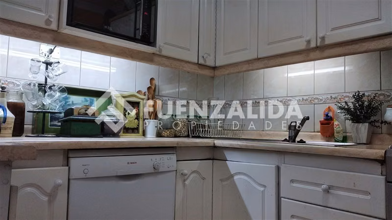 BARRIO TRANQUILO Casa en venta de 3 dorm. en La Reina