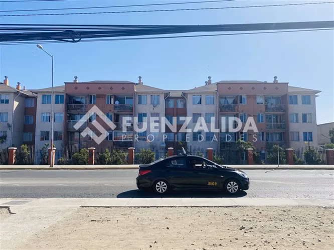Departamento en venta de 3 dorm. en La Serena