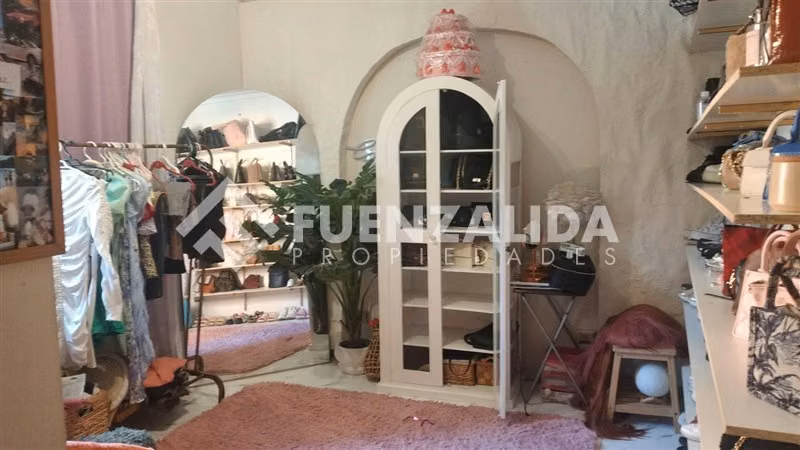 PRIORITARIA Local Comercial en venta en Las Condes