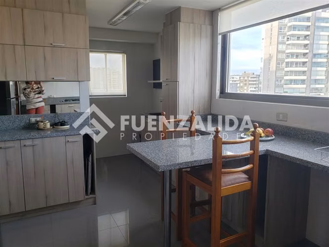 Departamento en venta de 3 dorm. en Concón