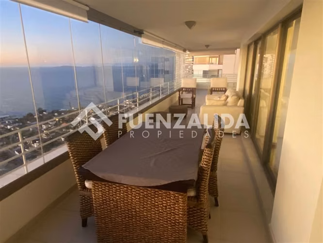 Departamento en venta de 3 dorm. en Concón