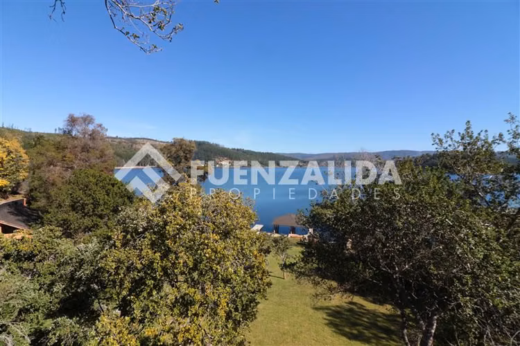 Venta, Casa en linda parcela, lago Vichuquén, Las Rocas