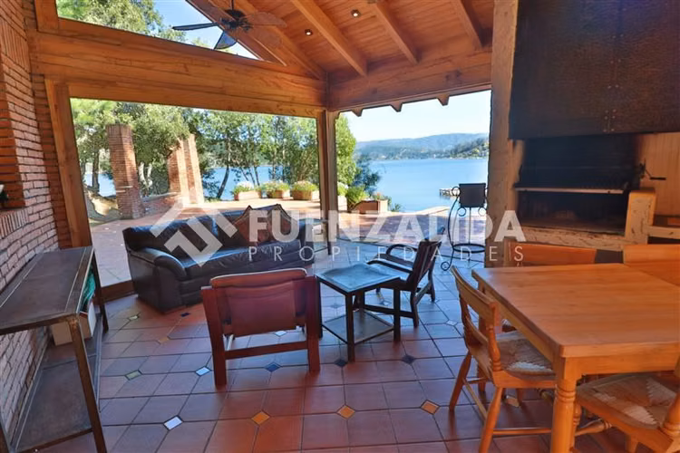 Venta, Casa en linda parcela, lago Vichuquén, Las Rocas