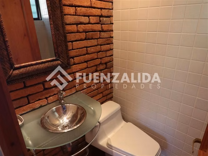 Venta, Parcela con gran Casa, Lago Vichuquén, Las Rocas