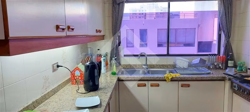 Departamento en venta de 4 dorm. en Viña del Mar